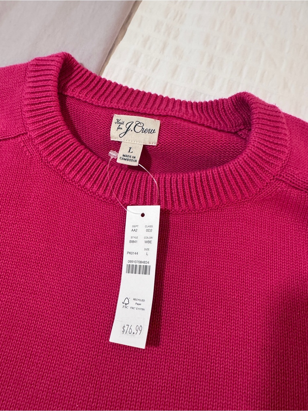 J. Crew Men's Crewneck Sweater - Size L - Vivid Fuchsia - NWT - Picture 2 of 9